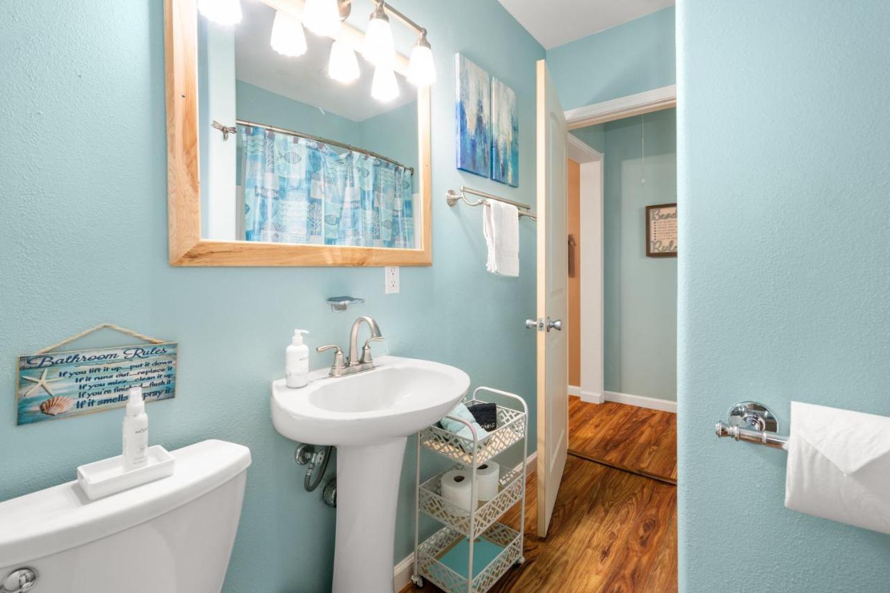 1 Min To Ocean Breeze 3br Fast Wifi Galveston